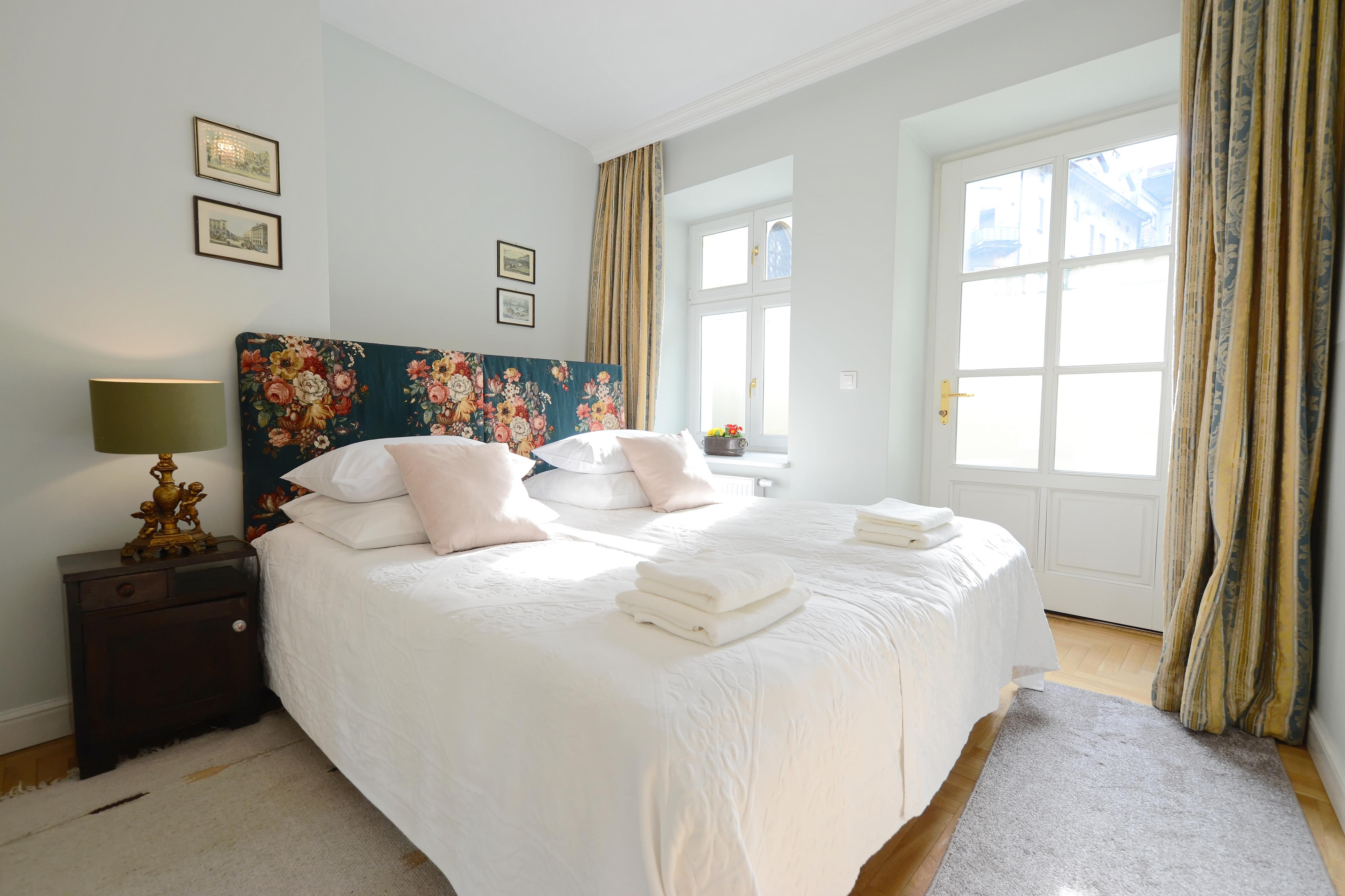 Crystal Suites Chez Helena Краків Екстер'єр фото
