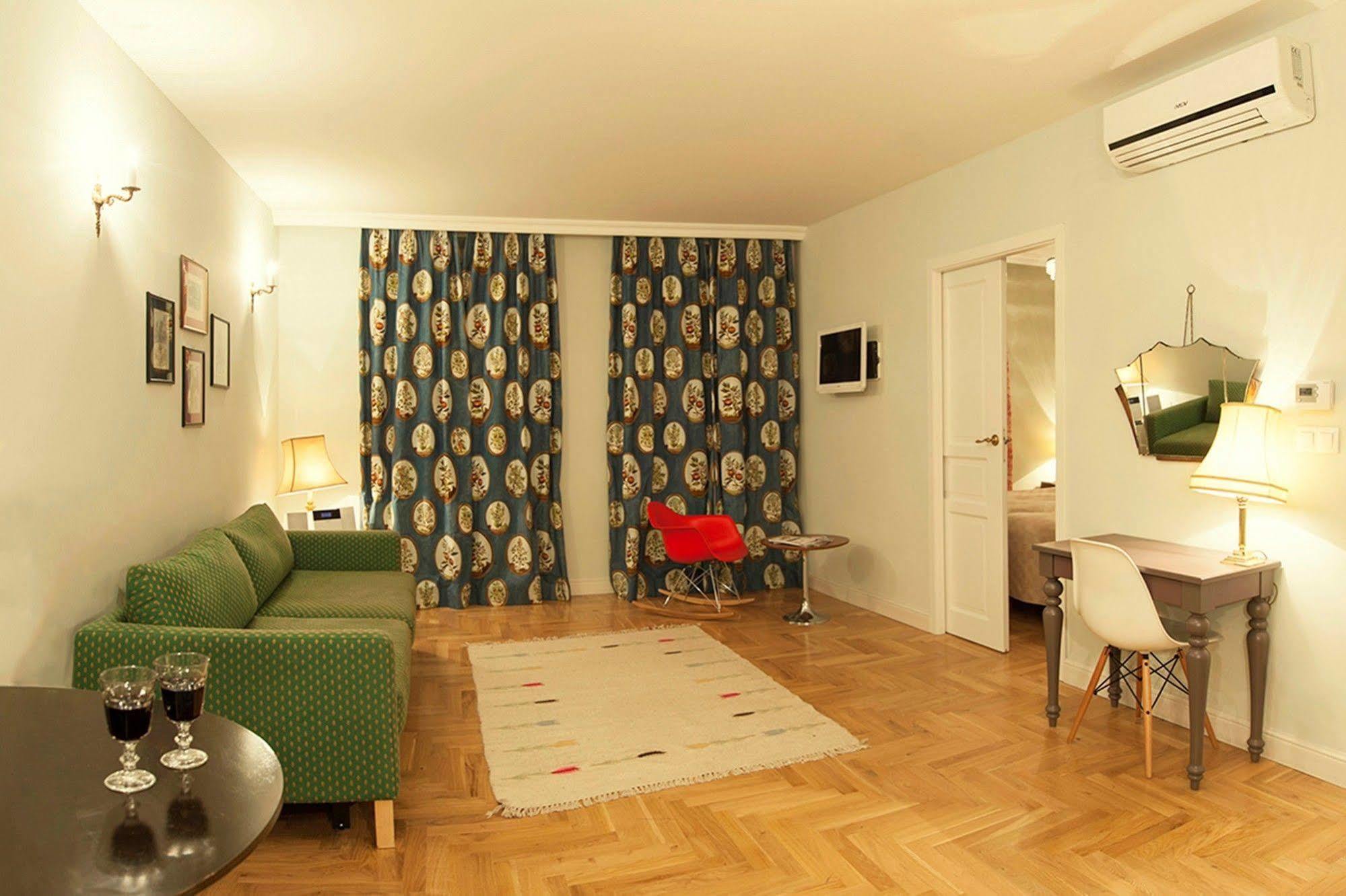 Crystal Suites Chez Helena Краків Екстер'єр фото